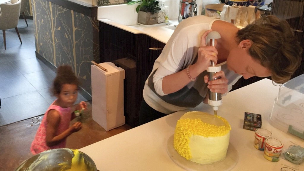 Katherine Heigl Frosting Daughter Adalaide's Birthday Cake