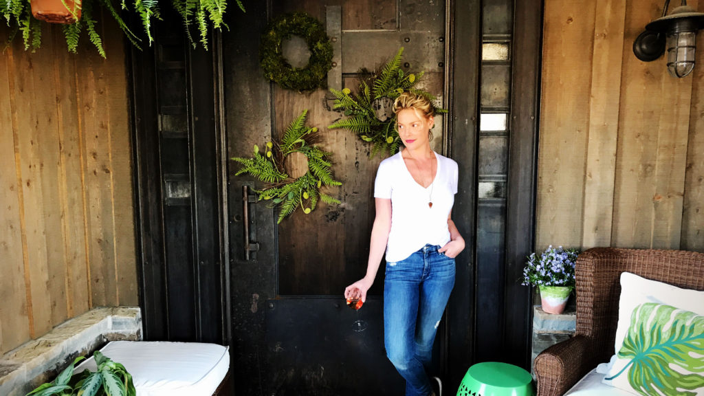 Katherine Heigl - Front Entrance To Home